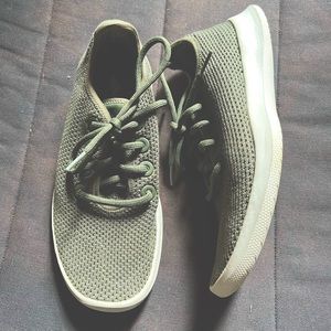 Allbirds Women’s Tree Runners - Olive Green - Size 7